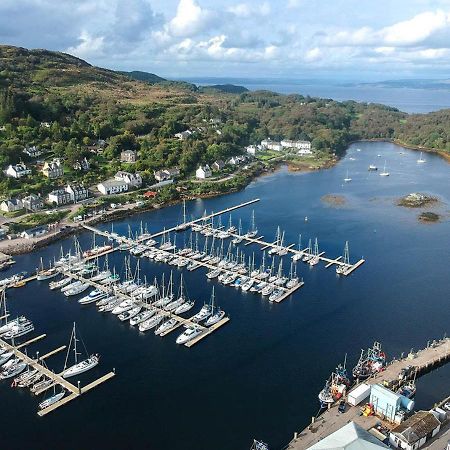 Penlea 1-Bed Flat With Harbour View In Tarbert Apartment Tarbert  Exterior photo