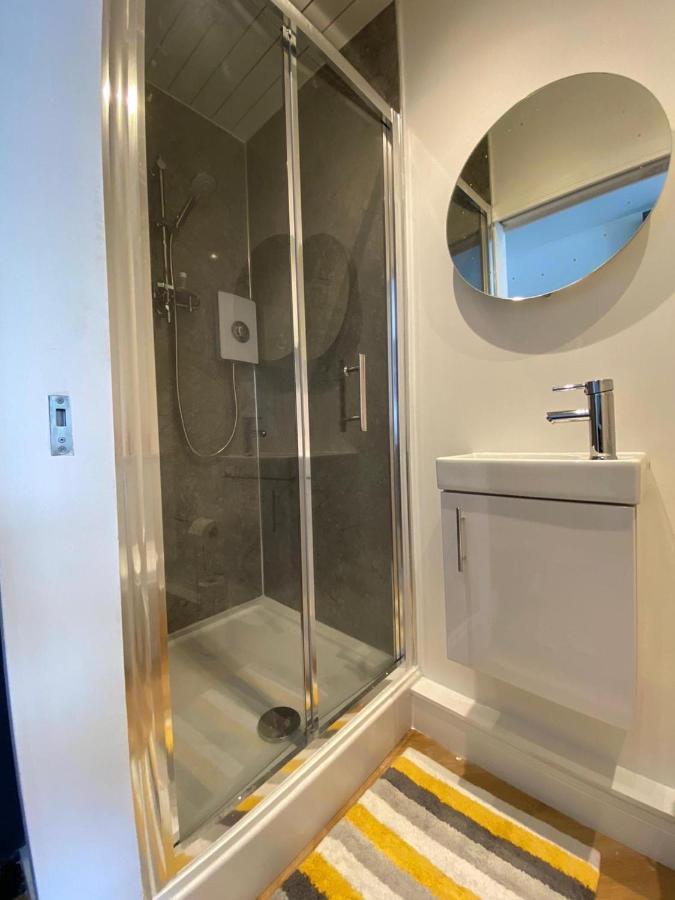 Penlea 1-Bed Flat With Harbour View In Tarbert Apartment Tarbert  Exterior photo